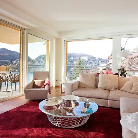 Executive Penthouse Sleeps 5 By Italian Apartment