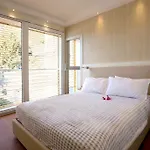 Apartman Executive Penthouse Sleeps 5 By Italian