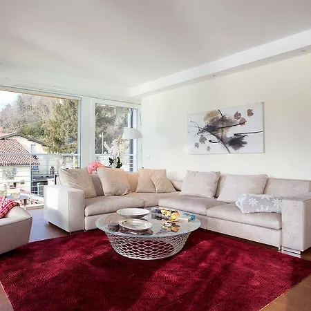 Apartment Executive Penthouse Sleeps 5 By Italian Como