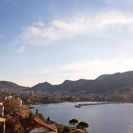 Executive Penthouse Sleeps 5 By Italian *