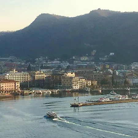 Executive Penthouse Sleeps 5 By Italian * Como
