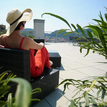 Executive Penthouse Sleeps 5 By Italian Όπως