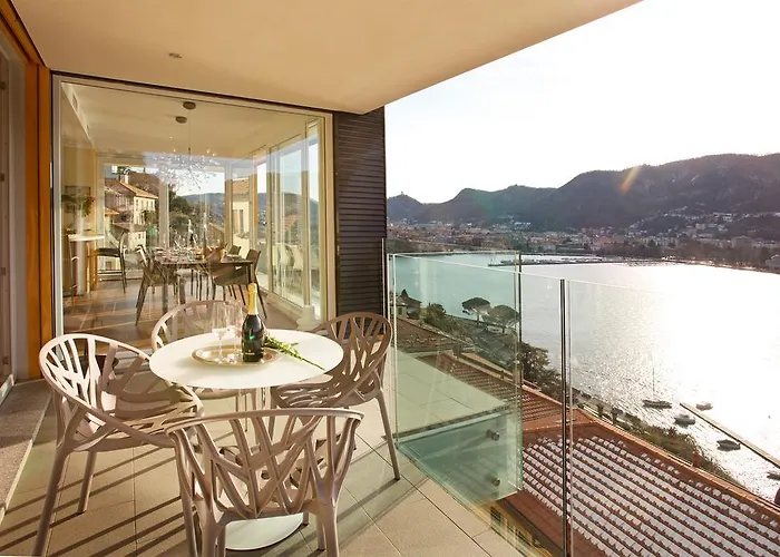 דירה Executive Penthouse Sleeps 5 By Italian קומו