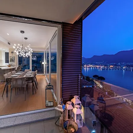 Executive Penthouse Sleeps 5 By Italian Apartament Como