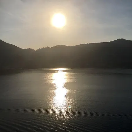 דירה Executive Penthouse Sleeps 5 By Italian *